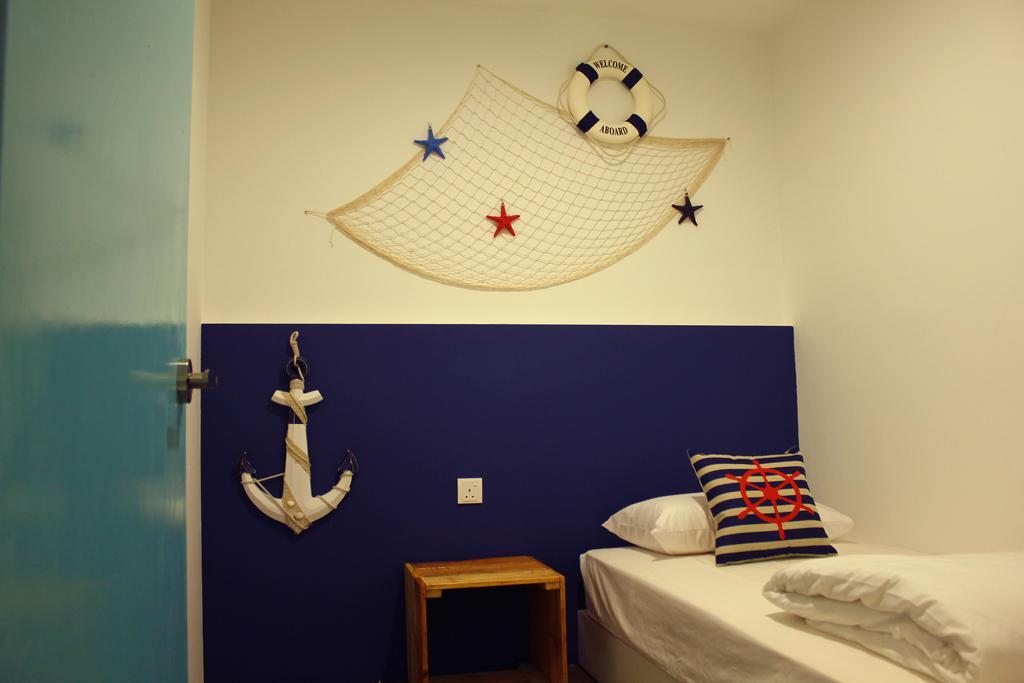 Roof Talk Theme Hostel 조호르 바루 객실 사진