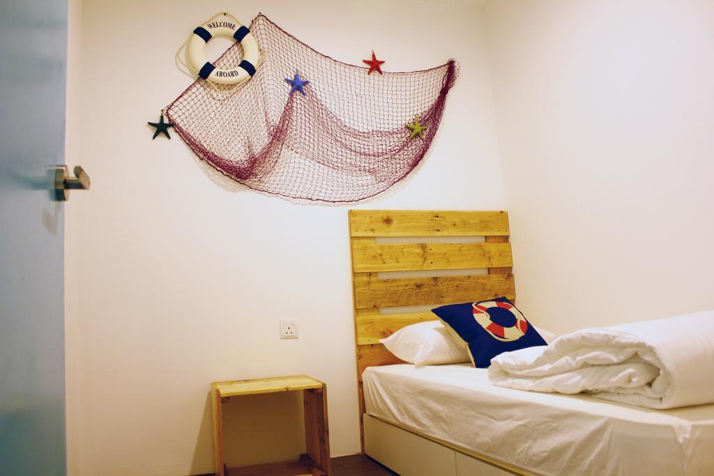 Roof Talk Theme Hostel 조호르 바루 객실 사진